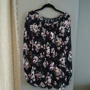 Long sleeve Floral Peasant top
